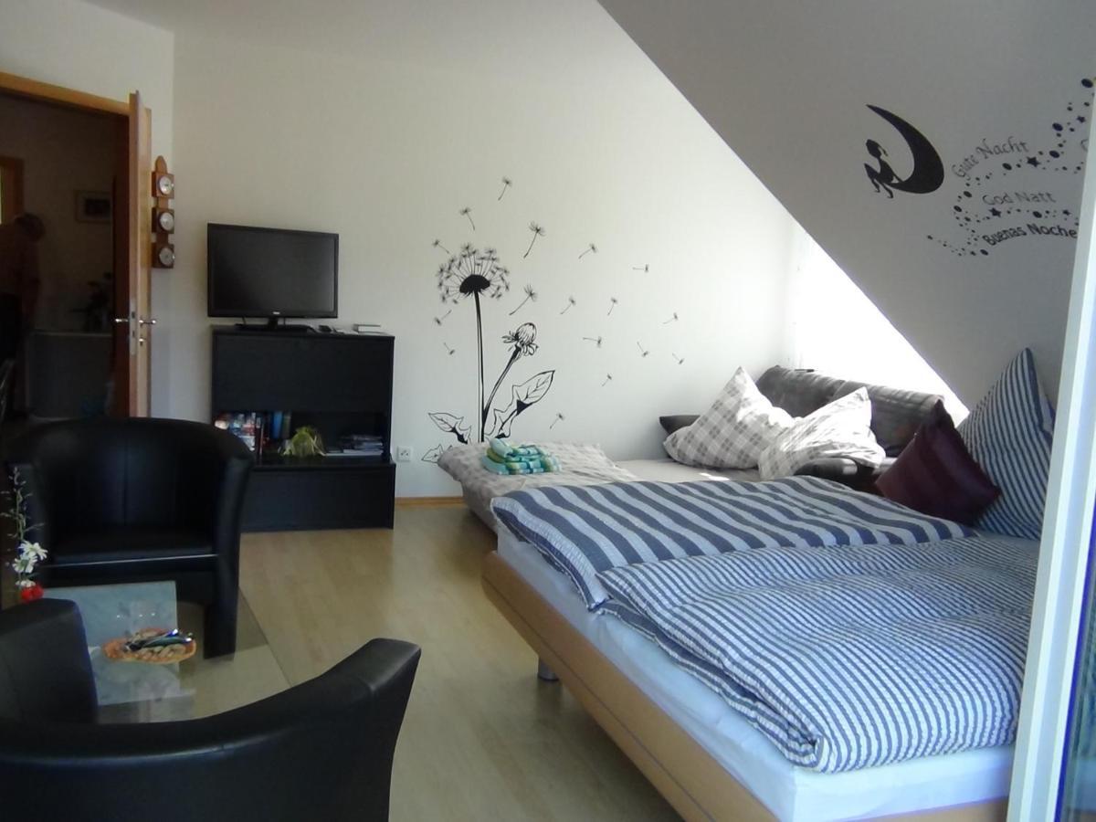 Haus Erika Am Weg Bed & Breakfast Kesswil Rom bilde